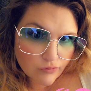 Meet your Posher, Joy